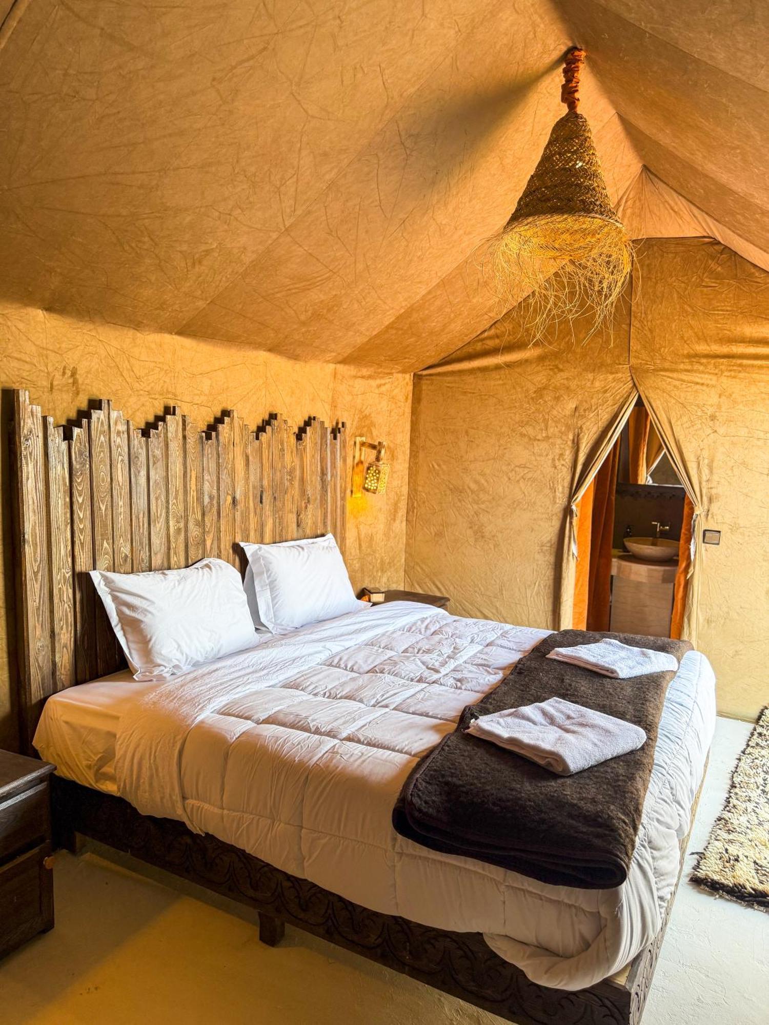 Authentic Luxury Camp 호텔 메르주가 외부 사진